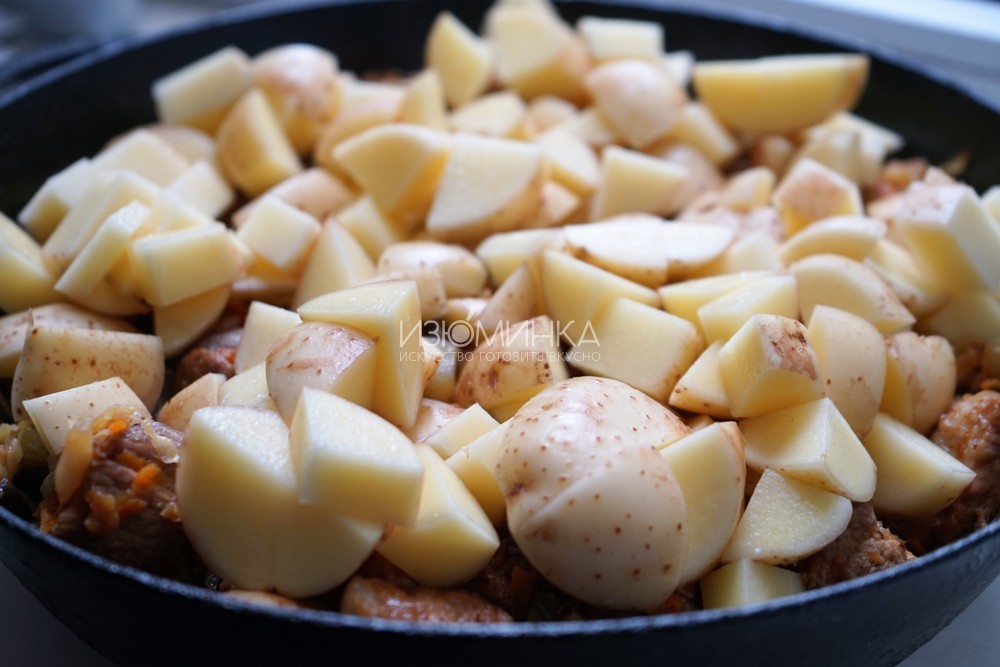 Рецепт овощного рагу в духовке. Рагу с картошкой и капустой