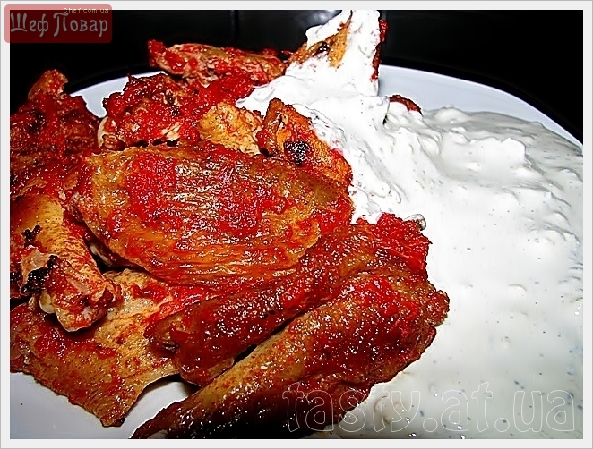 Крылышки Баффало (Buffalo Wings with Blue Cheese Sauce)