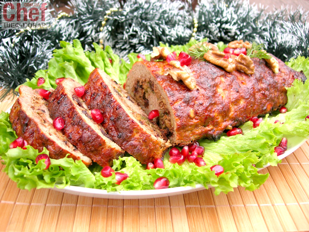 Мясной рулет универсальное блюдо на праздничный стол!